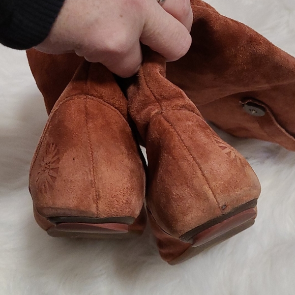 Ugg Highkoo coral leather slouchy boots 7 - Picture 9 of 16